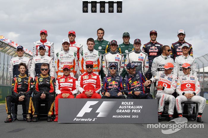 Foto de grupo, pilotos, inicio