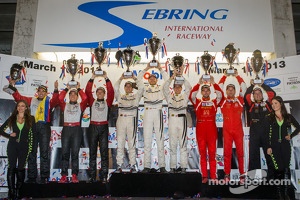 GTC podium: class winners Cooper MacNeil, Jeroen Bleekemolen, Dion von Moltke, second place Nelson Canache, Spencer Pumpelly, Brian Wong, third place Henrique Cisneros, Marco Seefried, Sean Edwards