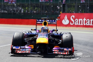 Sebastian Vettel Red Bull Racing RB9 on the grid