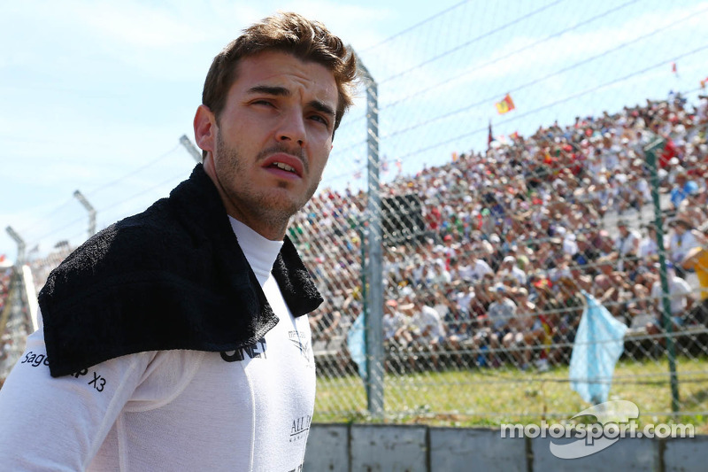 Jules Bianchi, Marussia F1 Team on the grid