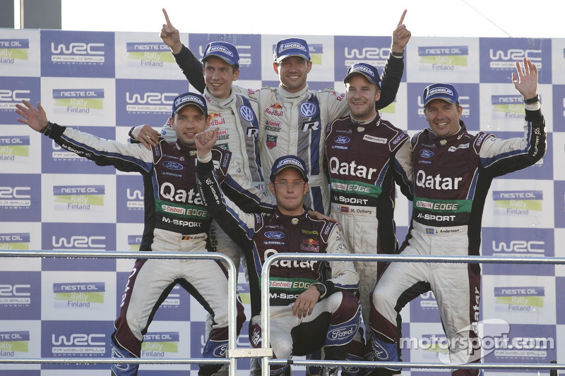 Переможці Себастьєн Ожьє та Жюльєн Інграссія, Volkswagen Polo WRC, Volkswagen Motorsport, друге місце Тьєррі Невіль і Ніколя Гілсоул, Ford Fiesta WRC, Катар M-Sport WRT, третє місце Мадс Остберг і Йонас Андерссон, Ford Fiesta RS WRC, Qatar М-Sport