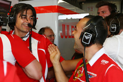 Francesco Nenci fête les premiers points de Jules Bianchi et Marussia