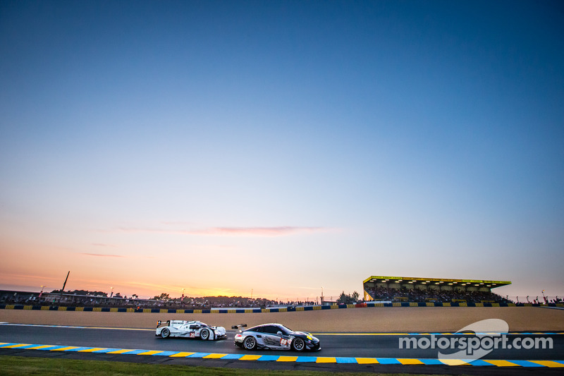 #88 Proton Competition Porsche 911 RSR (991): Christian Ried, Klaus Bachler, Khaled Al Qubaisi, #20 Porsche Team Porsche 919 Hybrid: Timo Bernhard, Mark Webber, Brendon Hartley