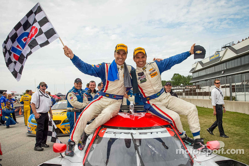 Vencedores da corrida Joao Barbosa e Christian Fittipaldi