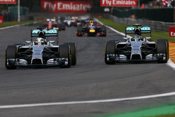 Lewis Hamilton, Mercedes AMG F1 W05, und Nico Rosberg, Mercedes AMG F1 W05
