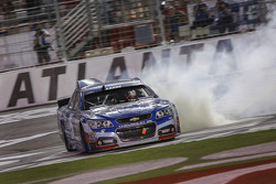 Race winner Kasey Kahne, Hendrick Motorsports Chevrolet