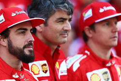 (L to R): Fernando Alonso, Ferrari with Marco Mattiacci, Ferrari Team Principal and Kimi Raikkonen, Ferrari at a team photograph