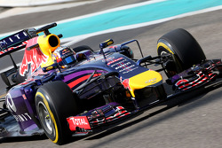 Carlos Sainz Jr., Red Bull Racing