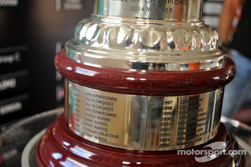 El trofeo de Race of Champions