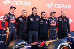 La Scuderia Toro Rosso STR10 est présentée - Max Verstappen, Paolo Marabini, James Key, Matteo Piraccini, Franz Tost