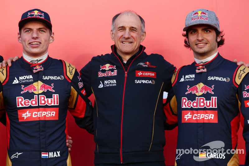 (L naar R): Max Verstappen, Scuderia Toro Rosso met Franz Tost, Scuderia Toro Rosso teambaas en Carl