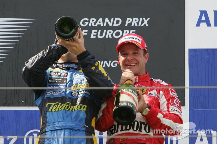 Podio:Fernando Alonso y Rubens Barrichello