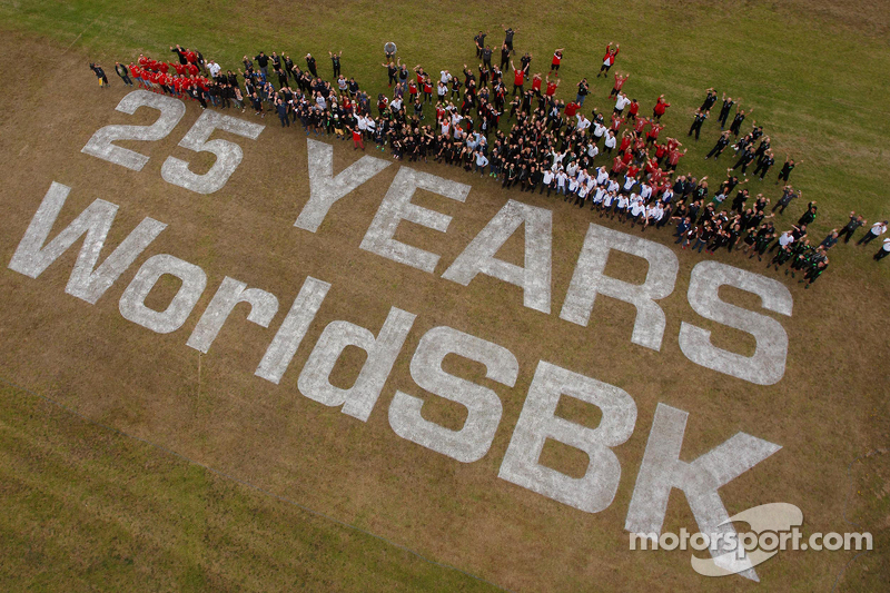 Phillip Island, World Superbike'ın 25. yılını kutluyor