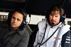 (Von links nach rechts): Felipe Massa, Williams, mit Chefingenieur Rob Smedley