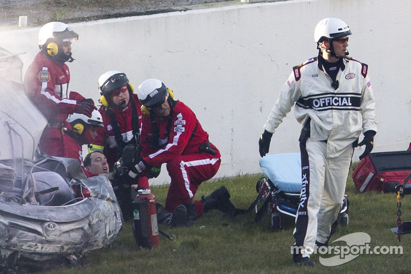 Kyle Busch despues del coche, Joe Gibbs Racing Toyota