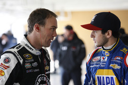 Kevin Harvick, JR Motorsports Chevrolet, Chase Elliott, JR Motorsports Chevrolet