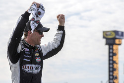 Race winner Kevin Harvick, JR Motorsports Chevrolet celebrates