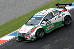 Gabriele Tarquini, Honda Racing Team JAS, Honda Civic WTCC