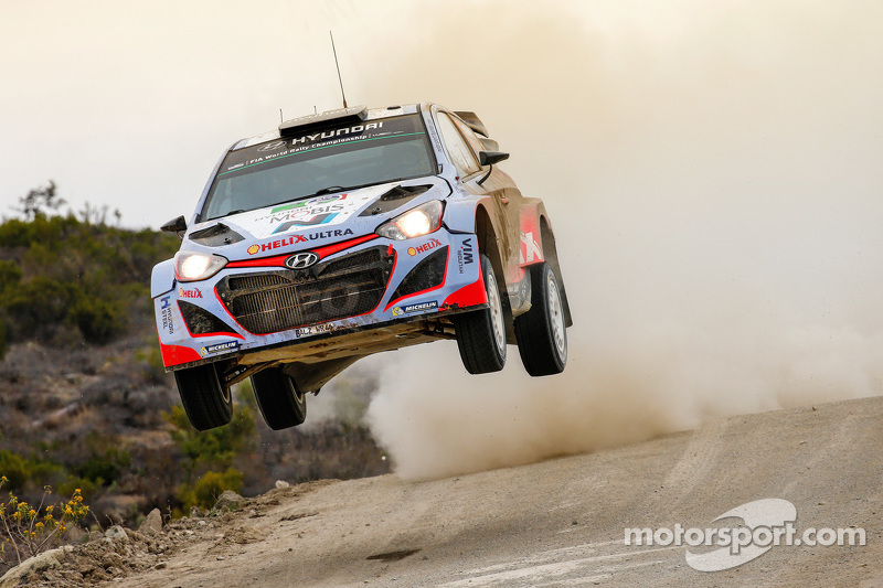 Thierry Neuville and Nicolas Gilsoul, Hyundai i20 WRC, Hyundai Motorsport