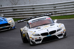 #888 Triple Eight Racing BMW Z4 GT3: Lee Mowle, Joe Osborne