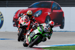 Jonathan Rea, Kawasaki, et Chaz Davies, Ducati Team