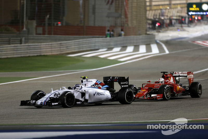 Valtteri Bottas, Williams F1 Team et Sebastian Vettel, Scuderia Ferrari 