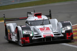 #07 Audi Sport Team Joest Audi R18 e-tron quattro Hybrid : Marcel Fassler, Andre Lotterer, Benoit Treluyer