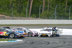 Лукас Ауэр, ART Grand Prix Mercedes-AMG C63 DTM и Мартин Томчик, BMW Team Schnitzer BMW M4 DTM