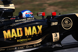 Джолион Палмер, тестовый и резервный пилот Lotus F1 E23