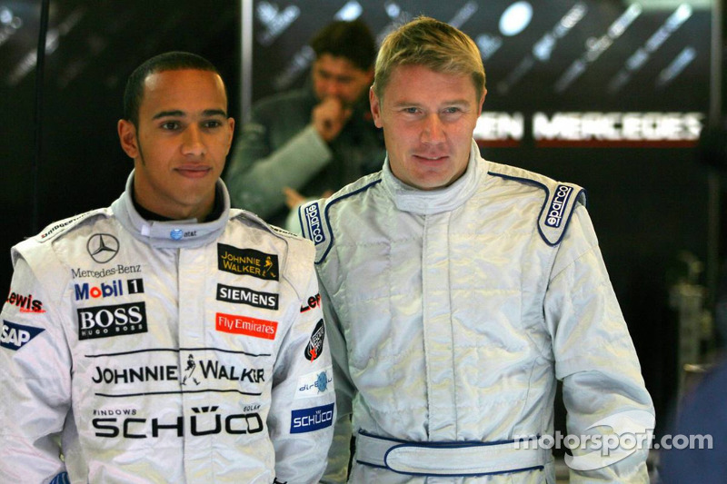 Mika Hakkinen y Lewis Hamilton