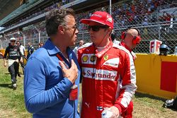 Jean Alesi and Kimi Raikkonen, Ferrari on the grid