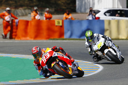 Marc Márquez, Repsol Honda Team, y Cal Crutchlow, Team LCR honda