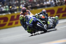 Valentino Rossi, Yamaha Factory Racing avec Marc Marquez, Repsol Honda Team, Bradley Smith, Tech 3 Yamaha et Cal Crutchlow, Team LCR Honda
