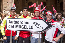 Yonny Hernández y Danilo Petrucci, Pramac Racing Ducatis y Andrea Iannonen y Andrea Dovizioso, Ducat