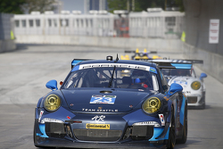 #23 Alex Job Racing Porsche 911 GT America: Ian James, Mario Farnbacher