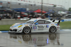 #58 Wright Motorsports Porsche 911 GT America: Madison Snow, Jan Heylen
