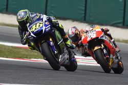 Валентино Росси, Yamaha Factory Racing, и Дани Педроса, Repsol Honda Team
