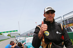 Pastor Maldonado, Lotus F1 Team lors de la parade des pilotes