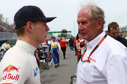 Daniil Kvyat, Red Bull Racing avec le Dr Helmut Marko, Red Bull Motorsport, , sur la grille