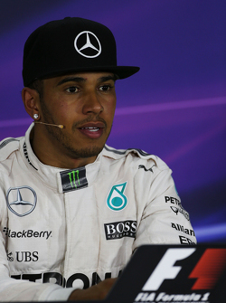Lewis Hamilton, Mercedes AMG F1 en la rueda de prensa