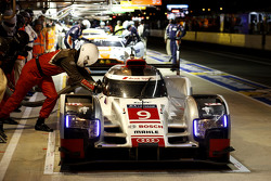 #9 Audi Sport Team Joest Audi R18 e-tron quattro: René Rast, Filipe Albuquerque, Marco Bonanomi