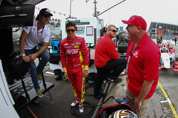 Dario Franchitti, Sebastian Saavedra, Chip Ganassi Racing, Chevrolet, und Paul Tracy