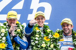 Podium LMP2 : les vainqueurs de classe #47 KCMG ORECA 05 : Matthew Howson, Richard Bradley, Nicolas Lapierre