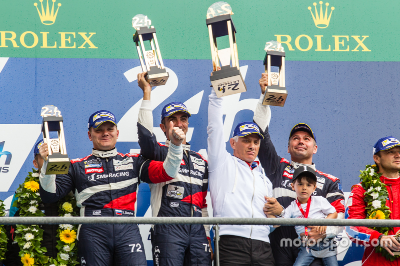 LMGT Am podium: class winners #72 SMP Racing Ferrari 458 GTE: Andrea Bertolini, Viktor Shaitar, Alex