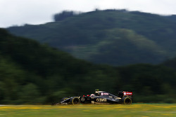 Pastor Maldonado, Lotus F1 E23