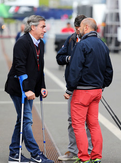 Carlos Sainz con Ivan Capelli, Presidente ACI Milano