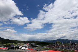 Серхио Перес, Sahara Force India и Ромен Грожан, Lotus F1 Team
