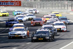 Départ : Bruno Spengler, BMW Team MTEK BMW M4 DTM mène