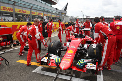 Kimi Raikkonen, Ferrari SF15-T sur la grille