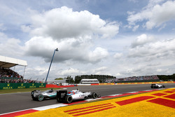 Lewis Hamilton, Mercedes AMG F1 y Valtteri Bottas, Williams F1